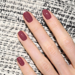 Vernis GREEN FLASH Semi-permanent- Victoria Plum - 15ml -Manucurist