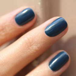 Vernis GREEN FLASH Semi-permanent- Dark clover - 15ml -Manucurist